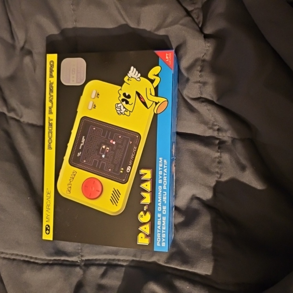Arcade Handheld Console Yellow‎ and Red (Pac-man) - Picture 7 of 7